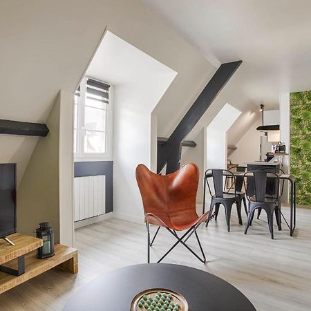 شقة فاليز  في La Casa Centra Charm At Falaise'S Downtown المظهر الخارجي الصورة