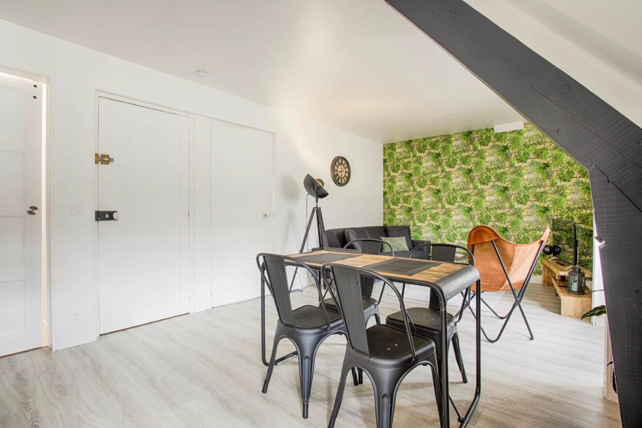 شقة فاليز  في La Casa Centra Charm At Falaise'S Downtown المظهر الخارجي الصورة